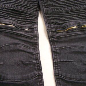 Lion Dynasty Size 8 Distressed Jeans